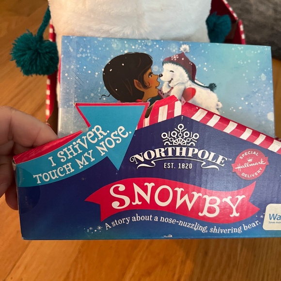 - christmas polar bear snowby northpole interactive plush and book - Picture 2 of 4